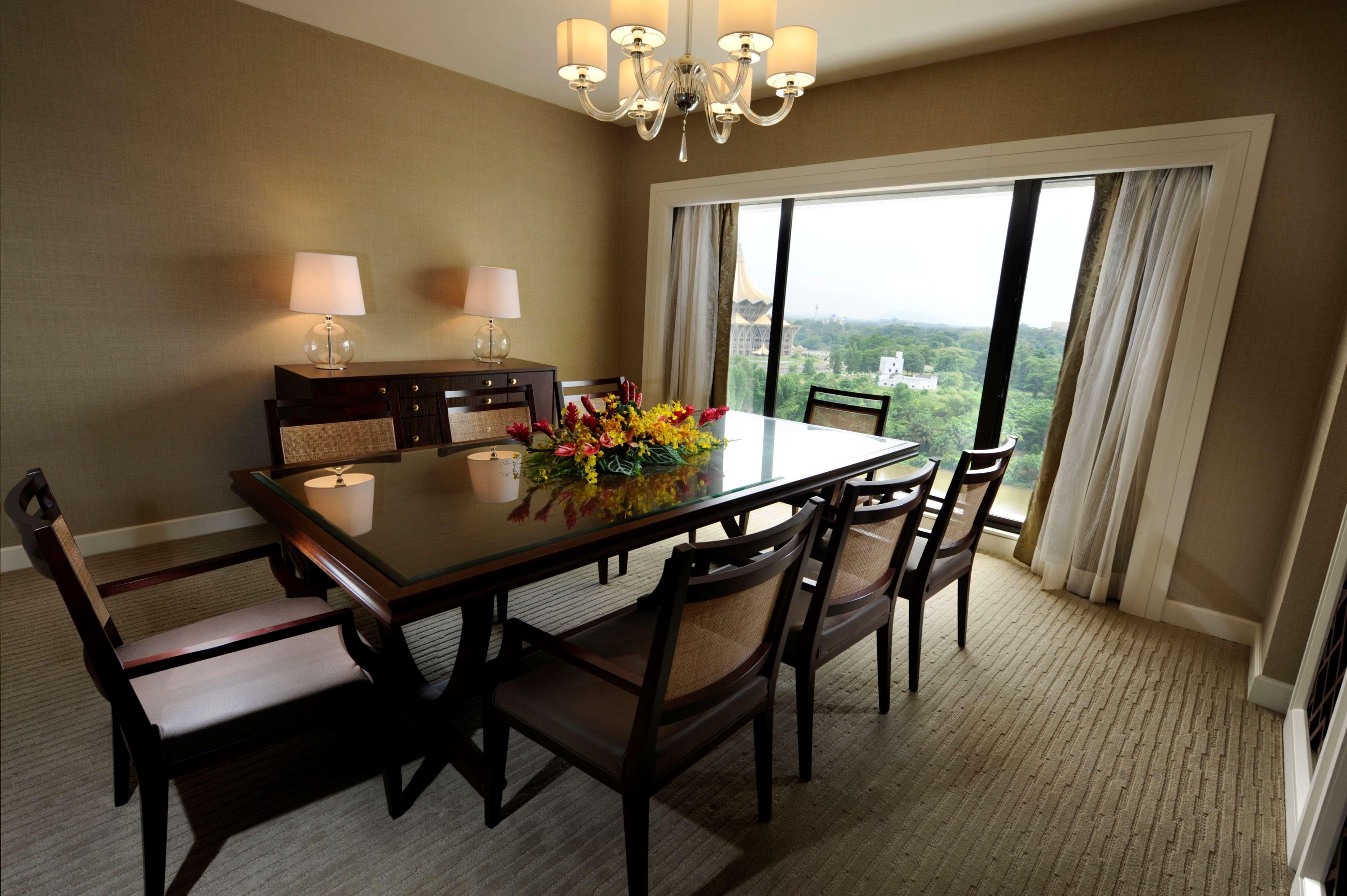Hilton Kuching Hotel Habitación foto